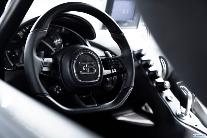 2021 Bugatti Chiron Super Sport 300 - фотография 11 из 15