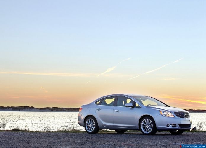 2012 Buick Verano - фотография 8 из 52