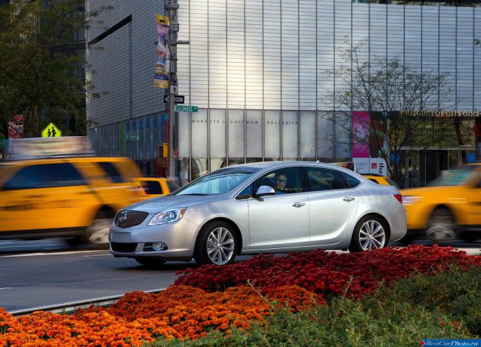 2012 Buick Verano - фотография 18 из 52