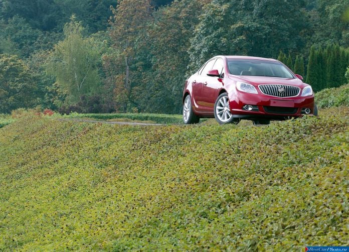 2012 Buick Verano - фотография 20 из 52