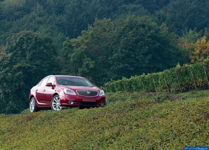 2012 Buick Verano - фотография 21 из 52 2012 Buick Verano - фотография 21 из 52