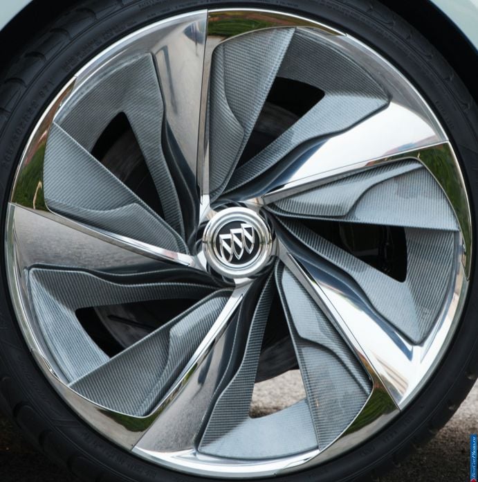 2013 Buick Riviera Concept - фотография 32 из 75