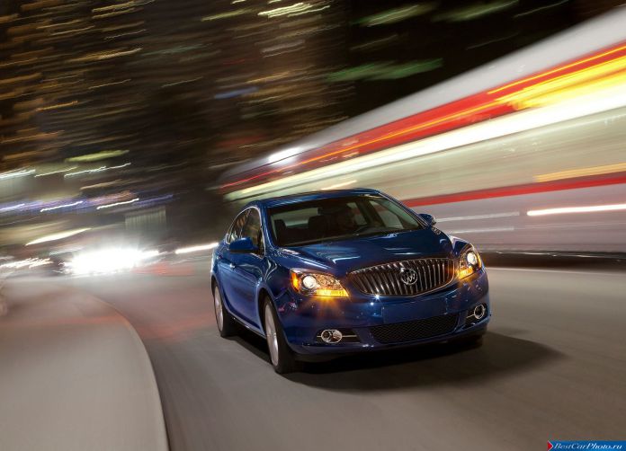 2013 Buick Verano Turbo - фотография 6 из 11
