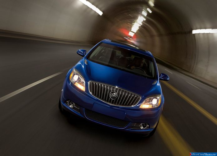 2013 Buick Verano Turbo - фотография 8 из 11