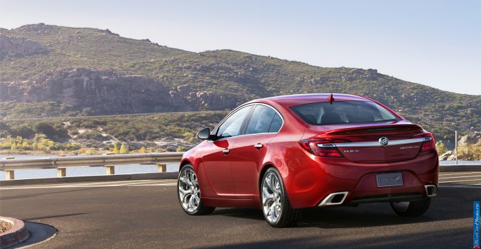 2014 Buick Regal - фотография 2 из 14