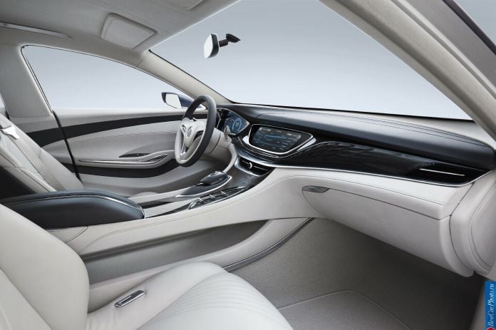 2015 Buick Avenir Concept - фотография 14 из 23
