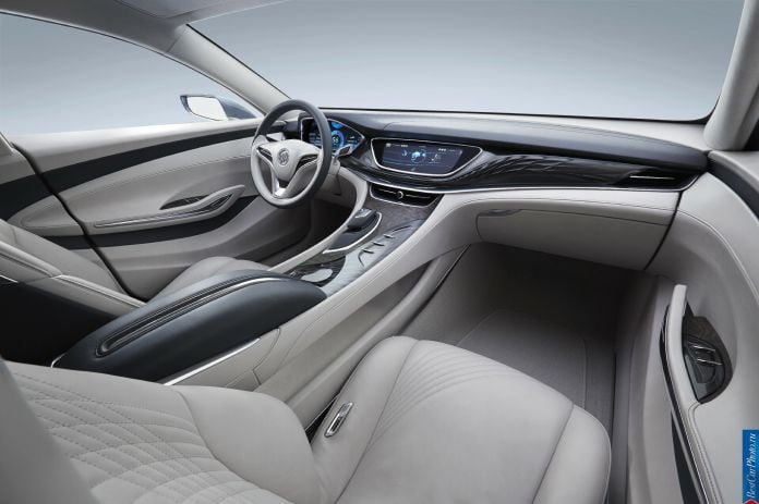 2015 Buick Avenir Concept - фотография 15 из 23