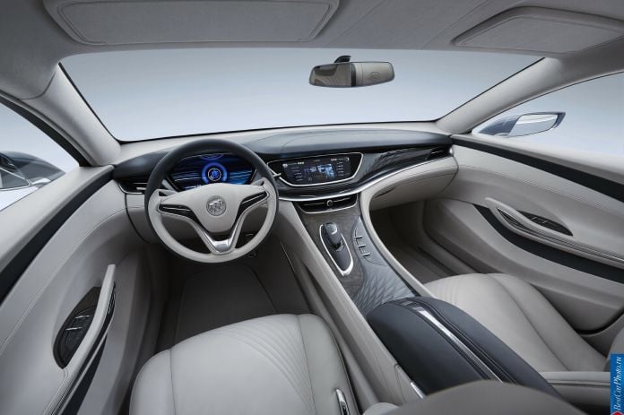 2015 Buick Avenir Concept - фотография 16 из 23