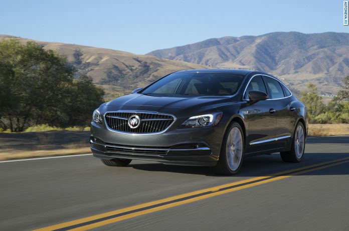 2017 Buick LaCrosse - фотография 3 из 41