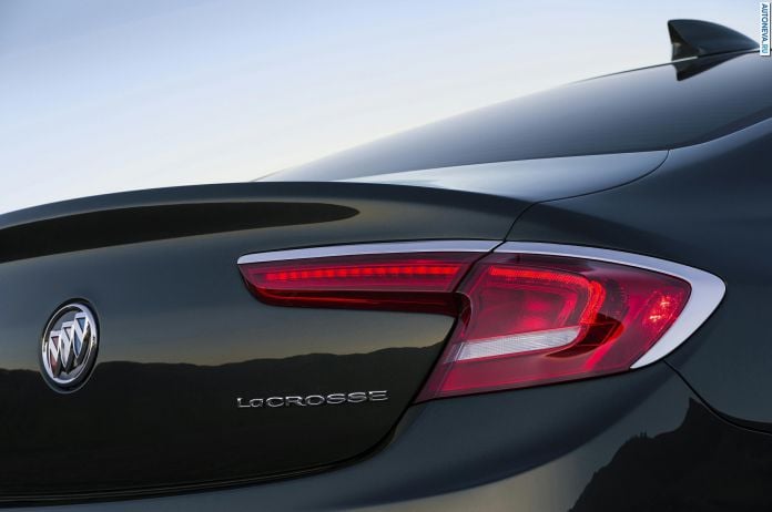 2017 Buick LaCrosse - фотография 8 из 41