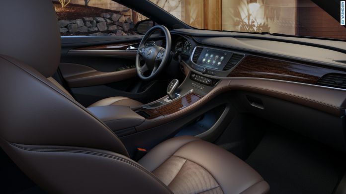 2017 Buick LaCrosse - фотография 12 из 41