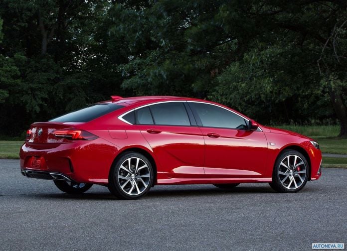 2018 Buick Regal GS - фотография 4 из 14