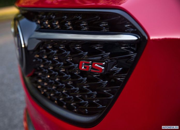 2018 Buick Regal GS - фотография 12 из 14