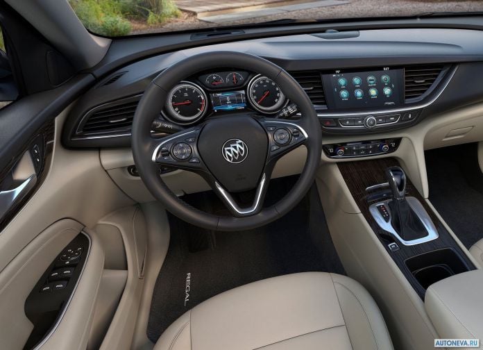 2018 Buick Regal Sportback - фотография 5 из 8