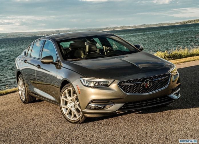 2019 Buick Regal Avenir - фотография 2 из 16
