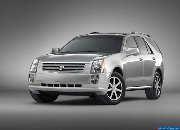 2004 Cadillac SRX - фотография 9 из 37