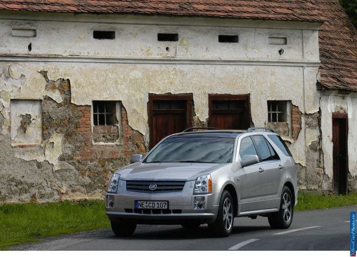 2005 Cadillac SRX Euro - фотография 7 из 13