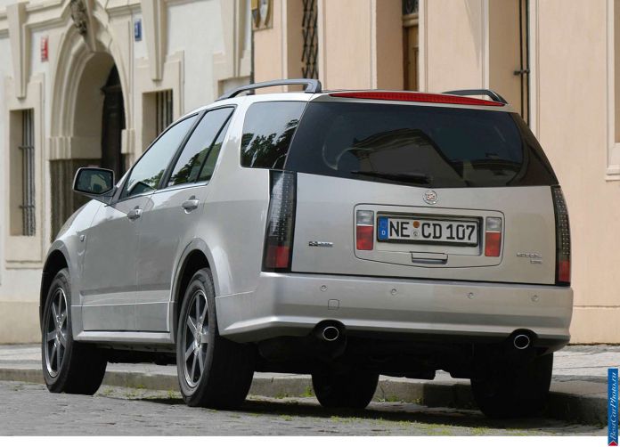 2005 Cadillac SRX Euro - фотография 10 из 13