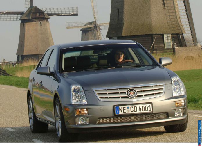 2005 Cadillac STS Euro - фотография 8 из 32