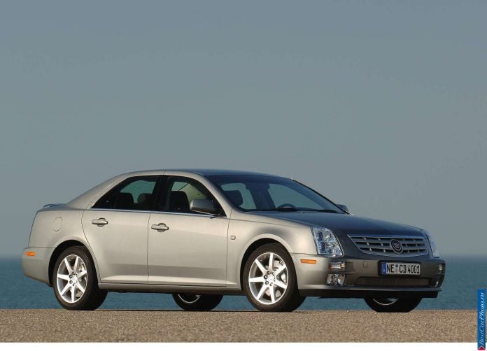 2005 Cadillac STS Euro - фотография 10 из 32