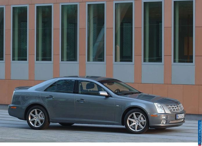 2005 Cadillac STS Euro - фотография 14 из 32