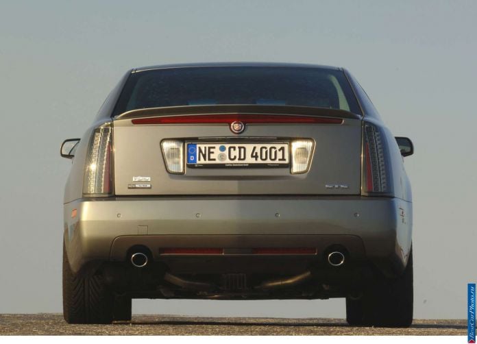 2005 Cadillac STS Euro - фотография 28 из 32
