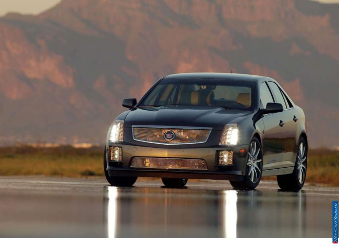 2005 Cadillac STS SAE 100 - фотография 1 из 38