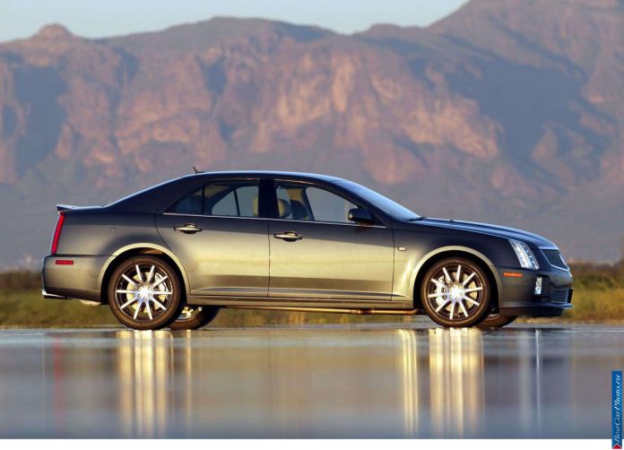 2005 Cadillac STS SAE 100 - фотография 8 из 38