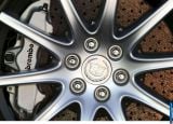 2005_cadillac_sts_sae_100_024.jpg