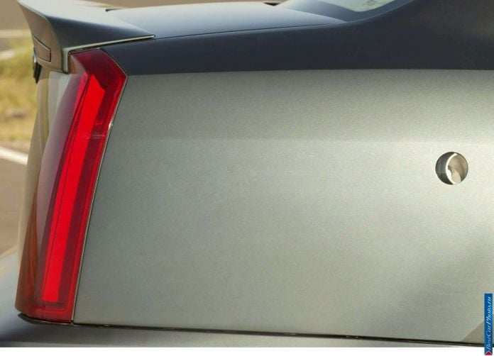 2005 Cadillac STS SAE 100 - фотография 29 из 38