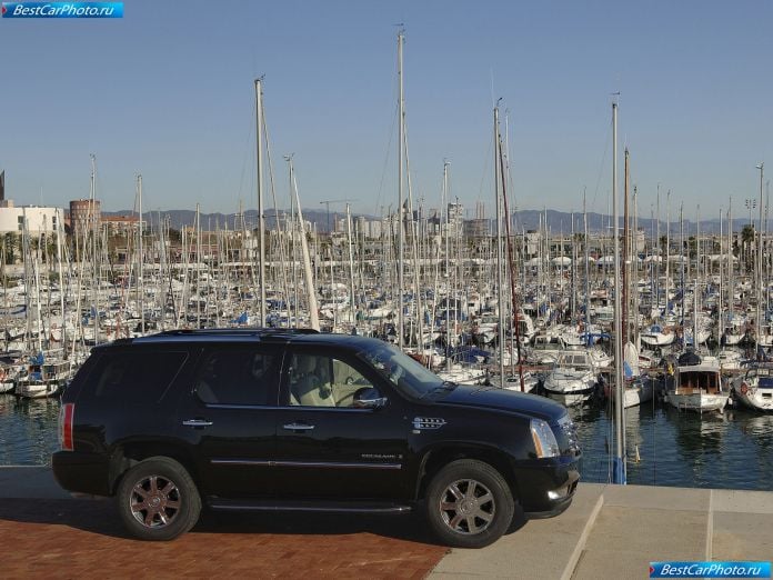 2007 Cadillac Escalade European Version - фотография 27 из 59