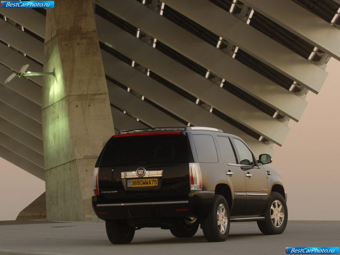 2007 Cadillac Escalade European Version - фотография 29 из 59