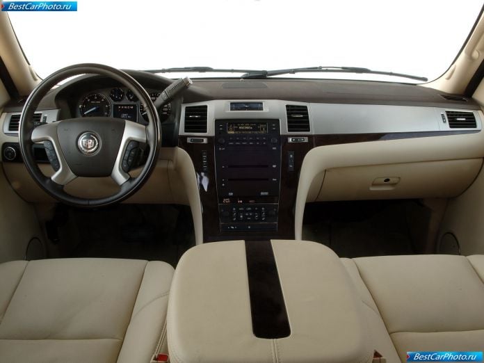 2007 Cadillac Escalade European Version - фотография 34 из 59