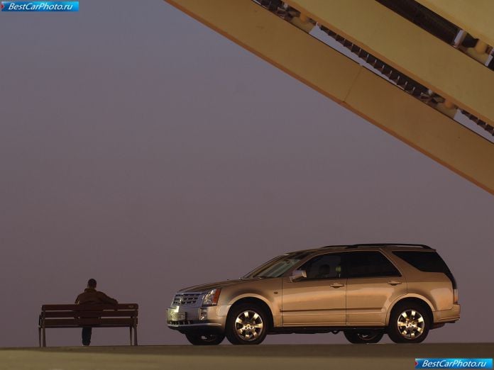 2007 Cadillac Srx European Version - фотография 13 из 27
