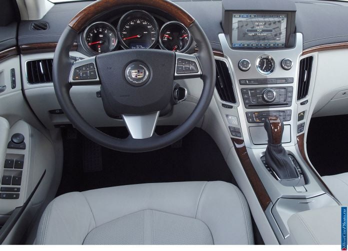 2008 Cadillac CTS - фотография 131 из 145
