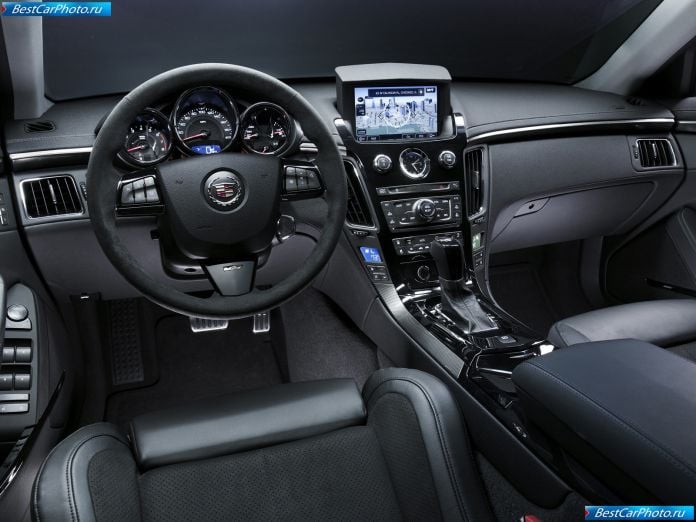2009 Cadillac Cts-v - фотография 17 из 21