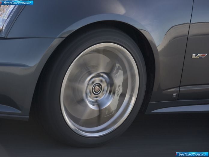 2009 Cadillac Cts-v - фотография 18 из 21