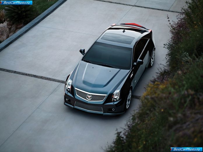 2011 Cadillac Cts-v Coupe - фотография 2 из 30