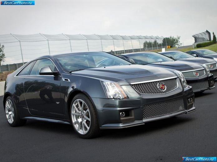 2011 Cadillac Cts-v Coupe - фотография 9 из 30