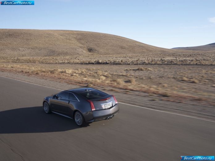 2011 Cadillac Cts-v Coupe - фотография 20 из 30