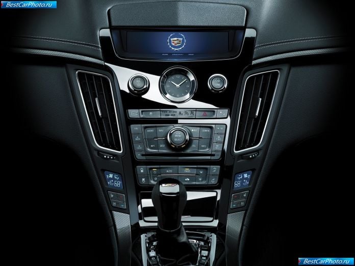 2011 Cadillac Cts-v Coupe - фотография 27 из 30