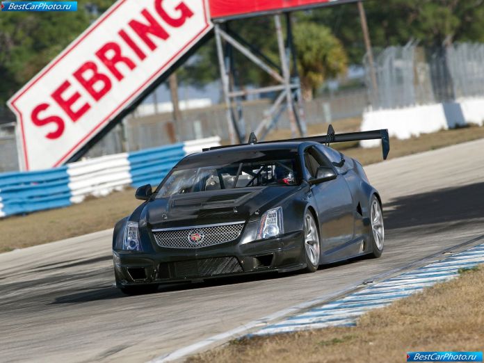 2011 Cadillac Cts-v Coupe Race Car - фотография 10 из 37
