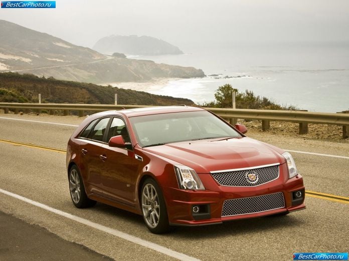2011 Cadillac Cts-v Sport Wagon - фотография 2 из 29
