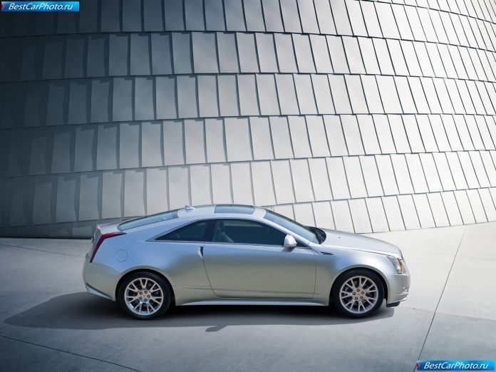 2011 Cadillac Cts Coupe - фотография 3 из 23