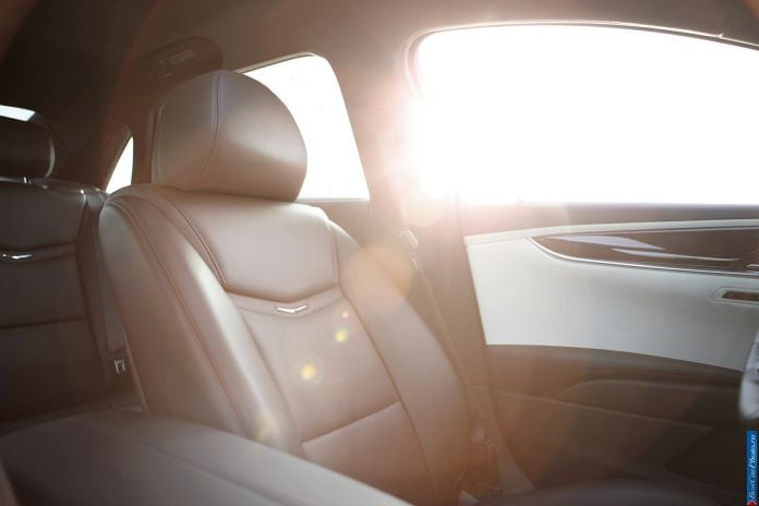 2013 Cadillac XTS - фотография 15 из 64