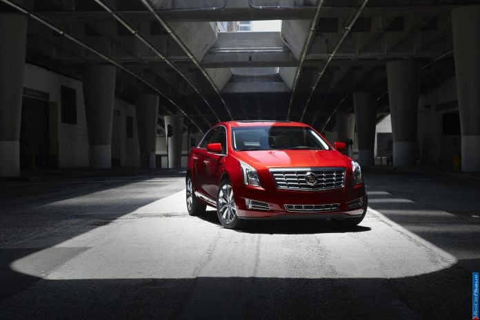 2013 Cadillac XTS - фотография 19 из 64