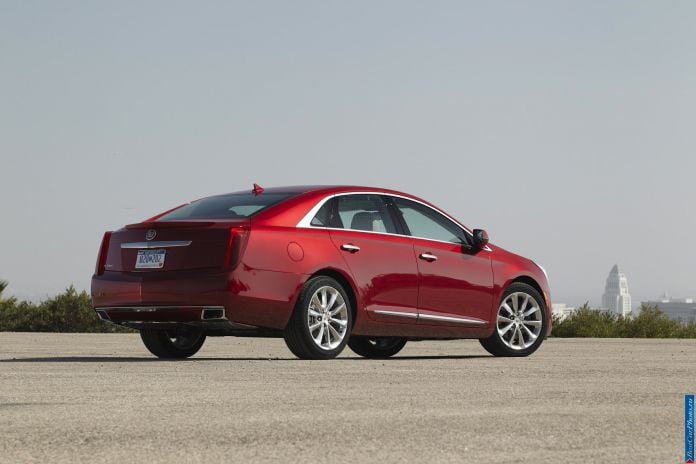 2013 Cadillac XTS - фотография 22 из 64