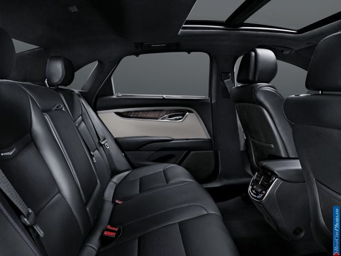 2013 Cadillac XTS - фотография 49 из 64