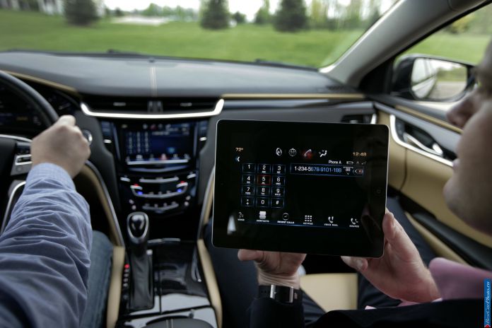 2013 Cadillac XTS - фотография 52 из 64
