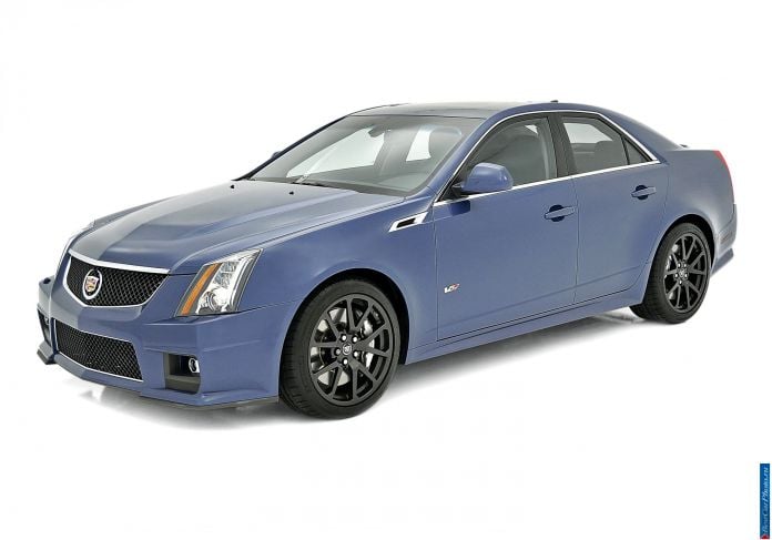 2013 Cadillac STC Stealth Blue Edition - фотография 3 из 5